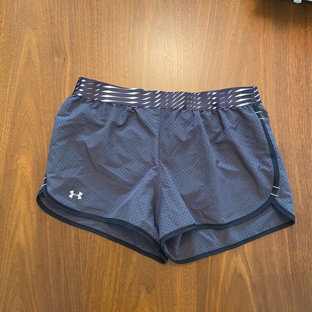 Under Armour running shorts SM